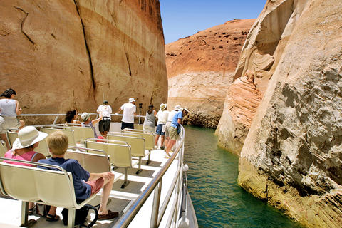 tourboat_canyon2_horizontal.jpg